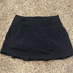Lululemon Pace Rival Mid Rise Skirt size 2